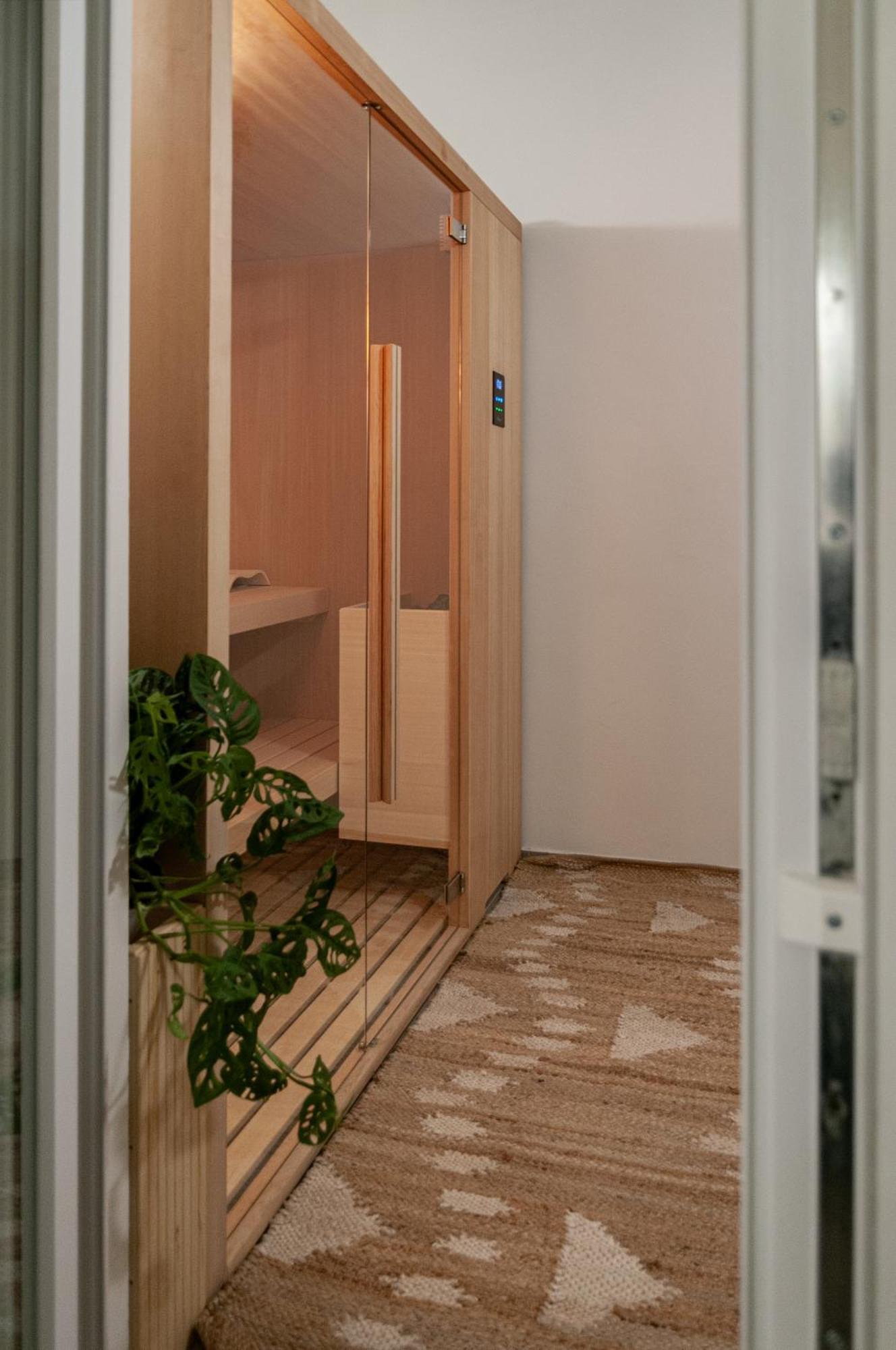 Palazzo Italia Suites Бари Екстериор снимка